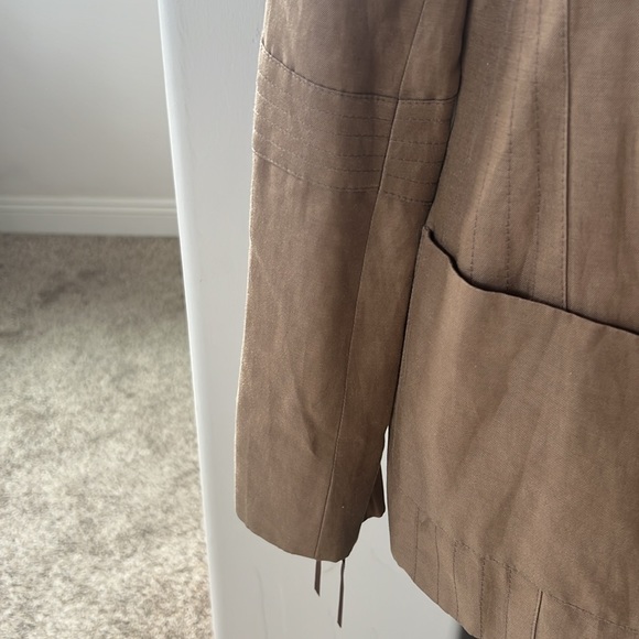 Linen blend jacket. Beautiful camel color. - Picture 3 of 4